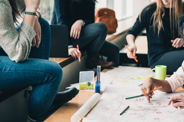 Des étudiants ayant choisi une formation en management